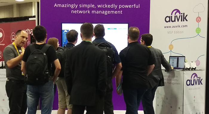 Cisco Live 2015 - giving software demos at Auvik booth