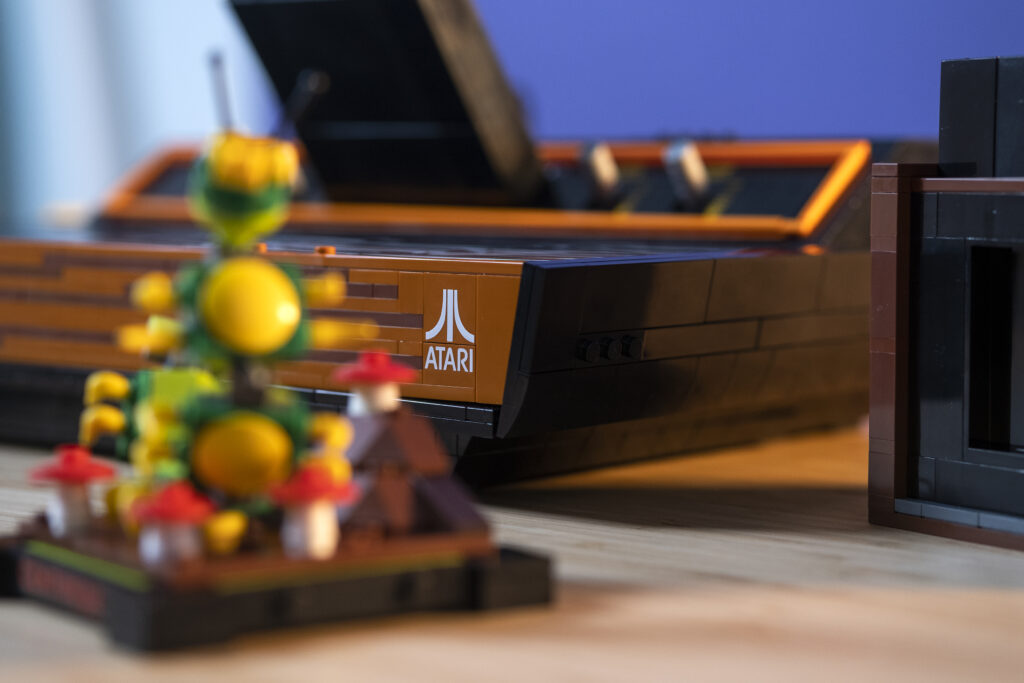 A close up picture of the Atari logo on the front corner of the lego build